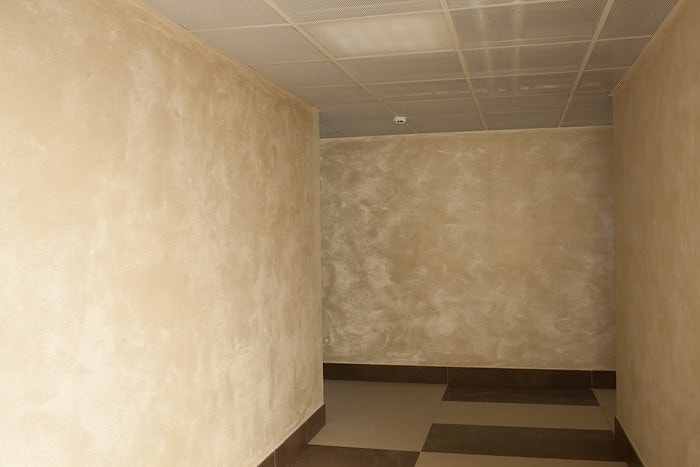 Декоративная штукатурка "Смак эндарфінаў" в Академии футбола  в Минске