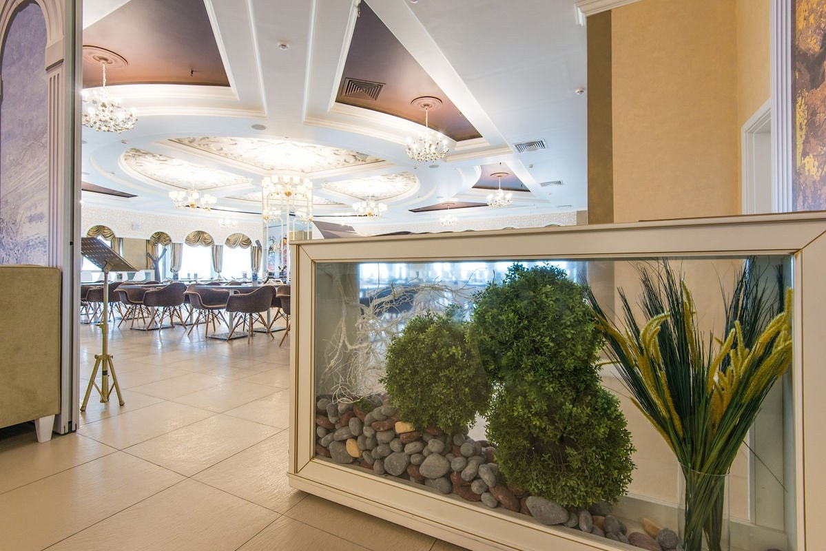 Декоративная штукатурка "Смак эндарфінаў" в ресторане Belvedere